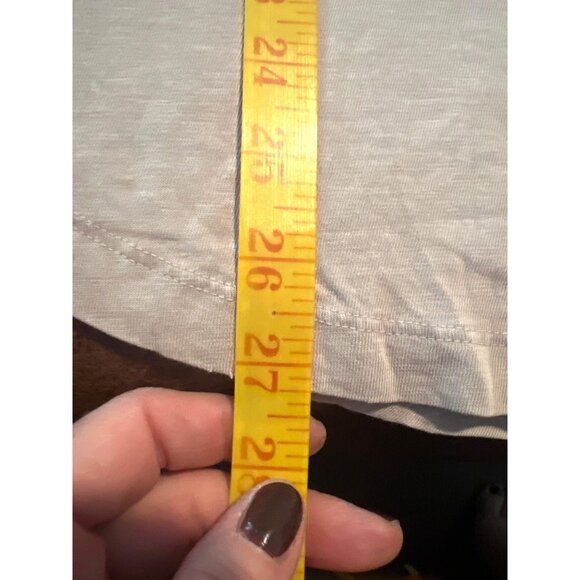 Aerie XS T-Shirt "Love Who You Want To" Pink Distressed Rainbow Graphic NWOT - Picture 3 of 10